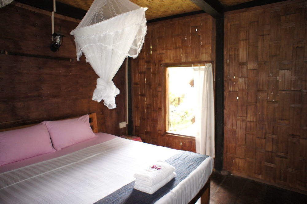 Отель Champa Lao Bungalows Ванг-Виенг Экстерьер фото